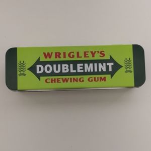 Wrigley's Doublemint Gum Tin Collective